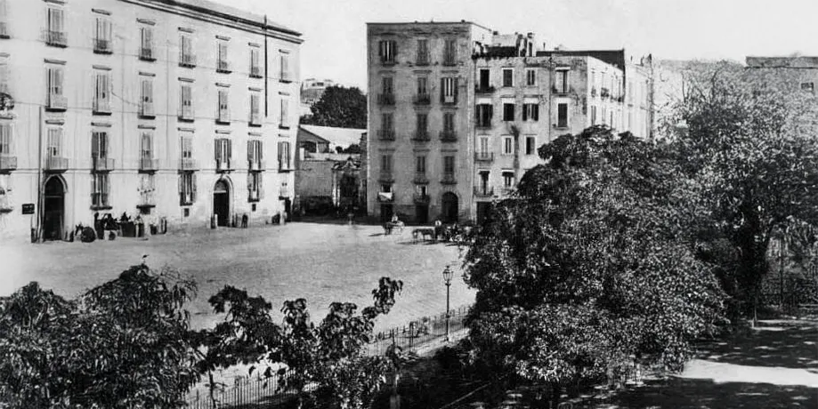 we-chiaia-discover-chiaia-history-slide-1