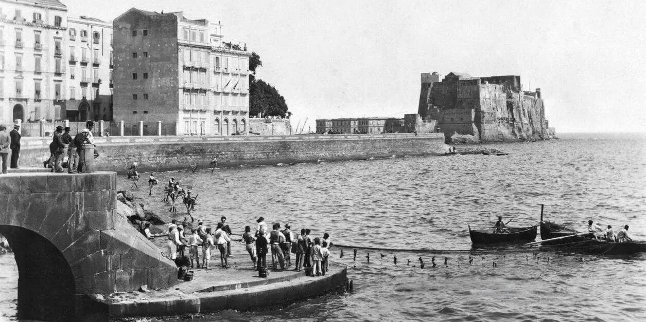 we-chiaia-discover-chiaia-history-slide-3